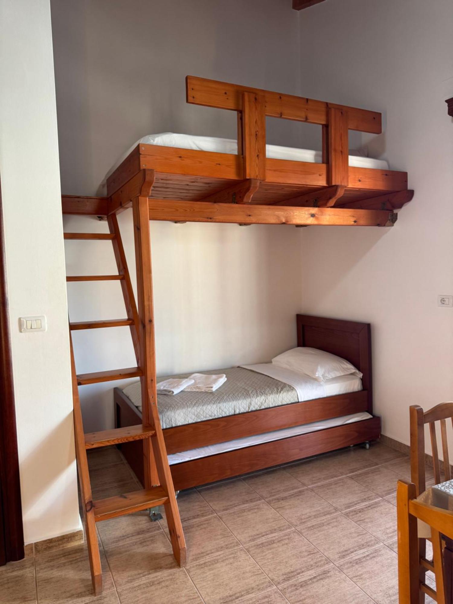 Villa Bushi Εξαμίλιο Εξωτερικό φωτογραφία