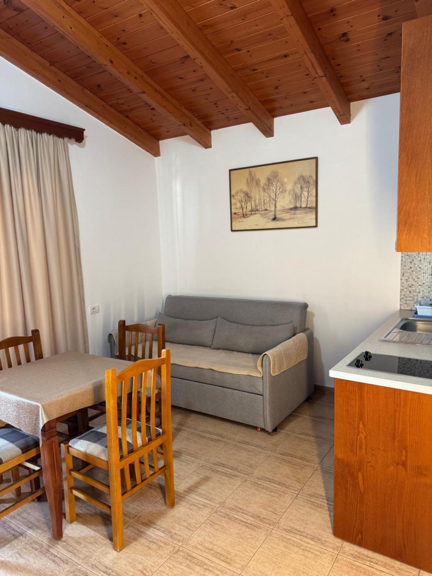Villa Bushi Εξαμίλιο Εξωτερικό φωτογραφία