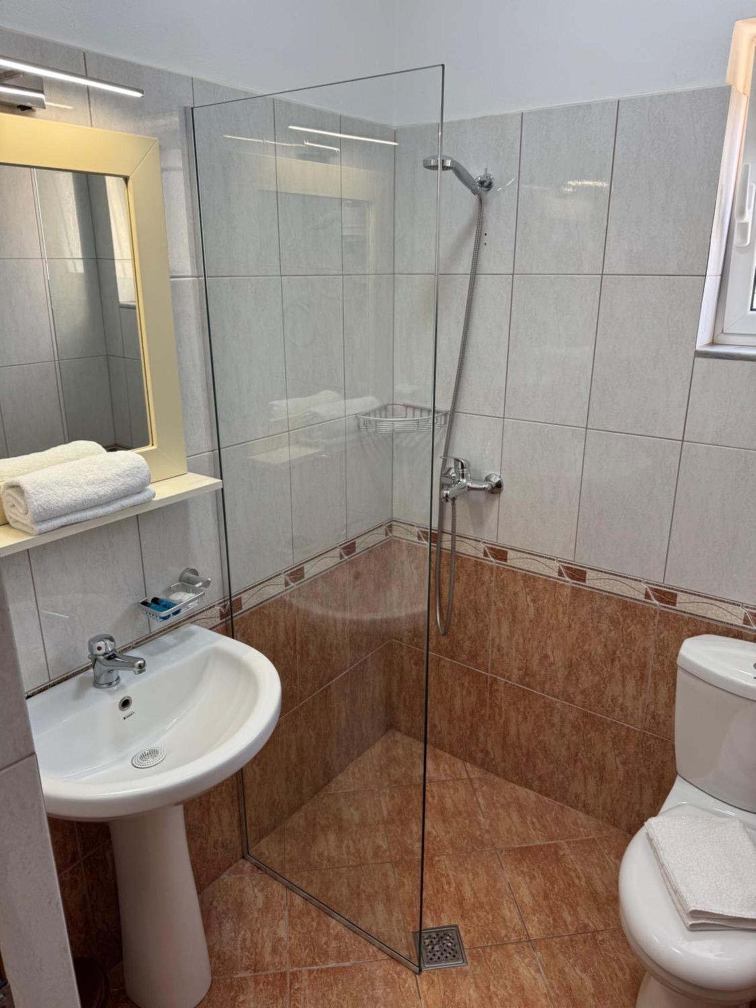 Villa Bushi Εξαμίλιο Εξωτερικό φωτογραφία